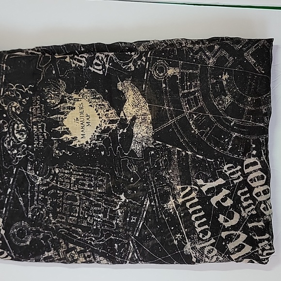 Harry Potter Marauder's Map Infinity Fashion Scarf I Solemnly Swear. - Picture 5 of 8